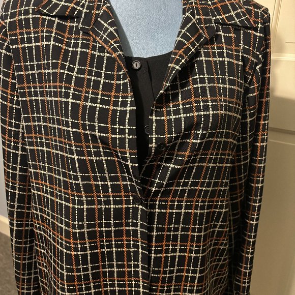 IMPRESSIONS LADIES SIZE L- TWO IN ONE BLOUSE TANK  & BLOUSE LONG SLEEVES. - Picture 1 of 3